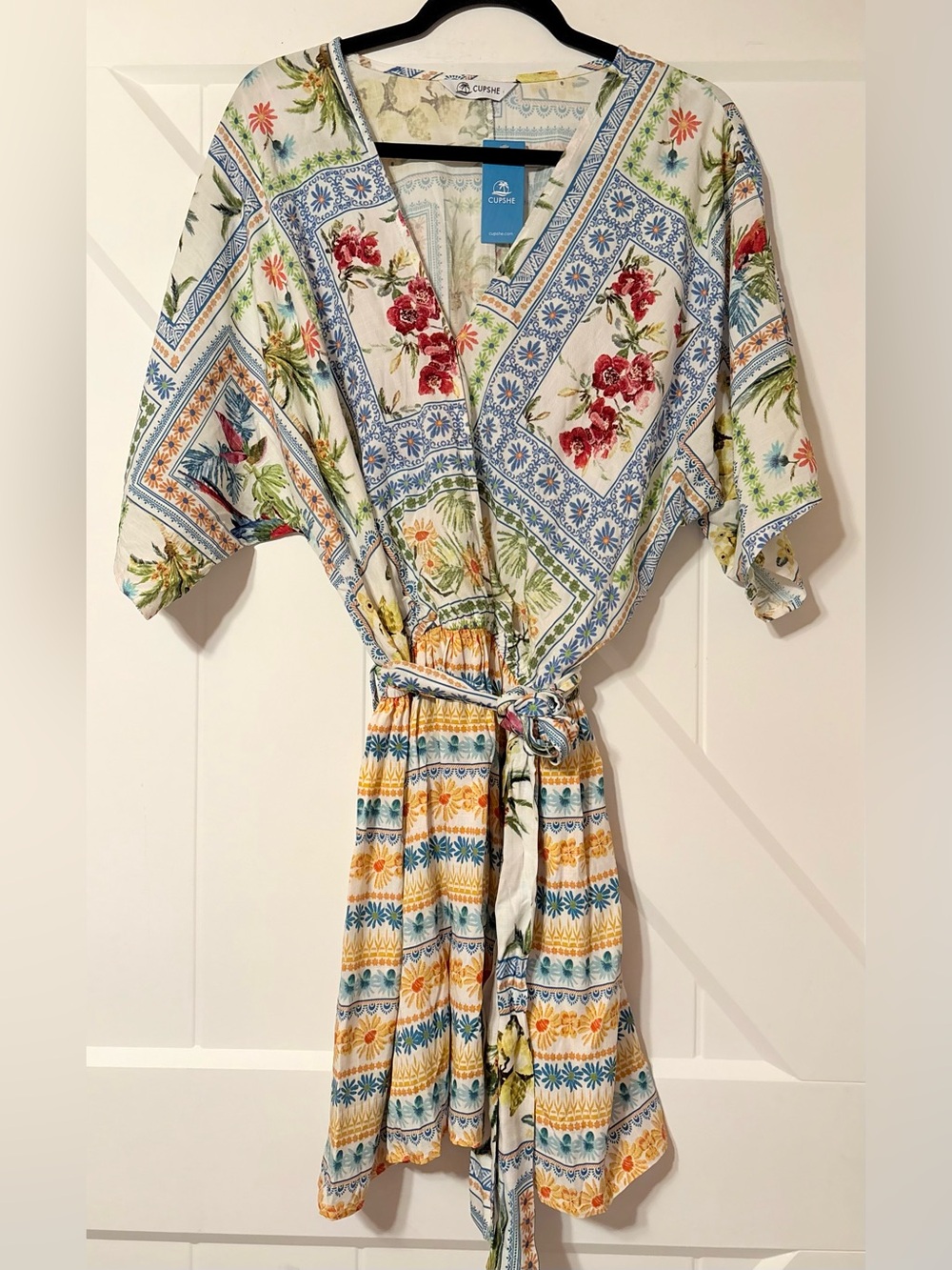CUPSHE Tropical Vacation Floral Kimono Sleeve Wrap Dress M NWT